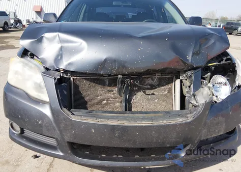 2008 Toyota Avalon Touring z USA, uszkodzony, nr VIN 4T1BK36B88U286015